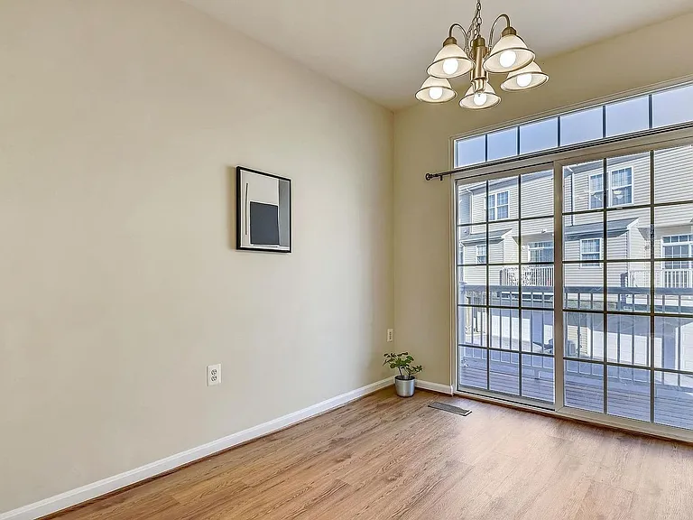 543 Ensemble Ct — Photo 19
