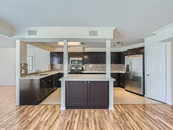 2nd image of 6409 Gunderson Blvd