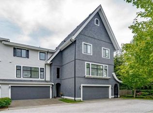 3303 Rosemary Heights Cres, Surrey, BC V3Z 0K7