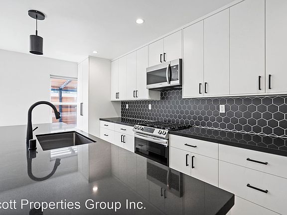 3rd image of 10207 Tabor St APT 2