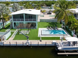 889 Ellen Dr, Key Largo, FL 33037