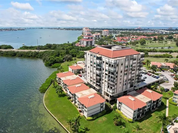 6372 Palma Del Mar Blvd S APT 405, Saint Petersburg, FL 33715