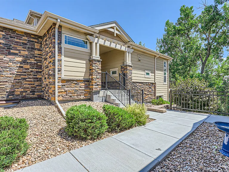 15046 E Crestridge Pl — Photo 2