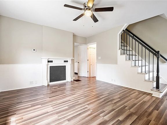 4th image of 20 Prospect St