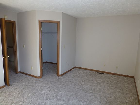 3rd image of 3550 Bethel Dr