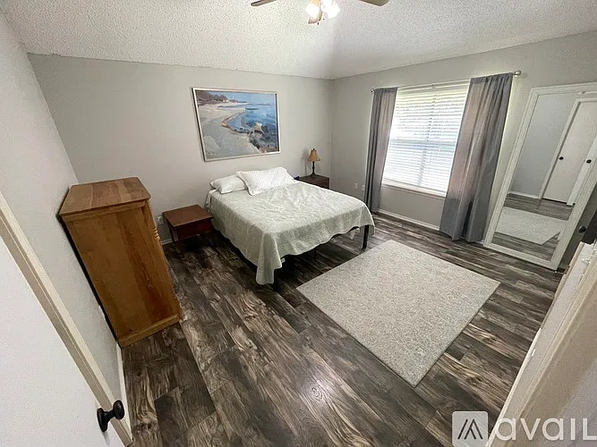 2401 Kline Cir — Photo 9