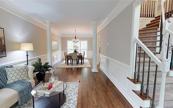 4th image of 8033 Lake Providence Dr