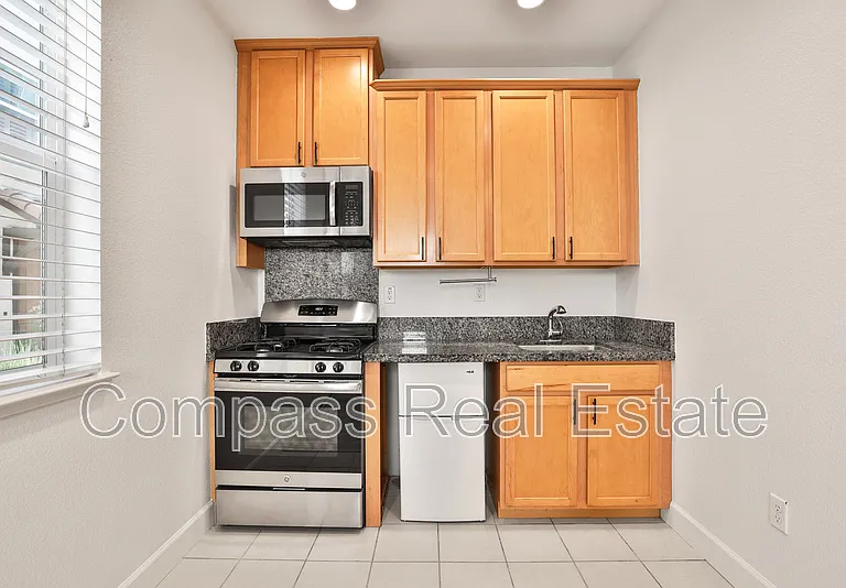 2726 Terni Ct #7B — Photo 6