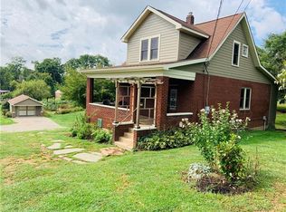 2305 Buchanan St, Natrona Heights, PA 15065