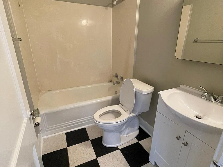 1808 Eastern Pkwy #8 — Photo 14