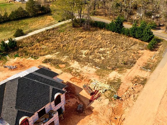 2nd image of 704 Prime Way