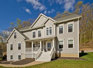 51 Shelley Rd, Bethel, CT 06801