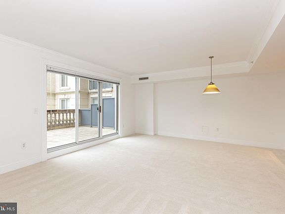 4th image of 5 Park Pl APT 114