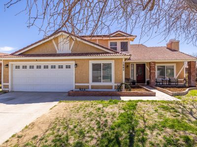 1662 W Lumber St, Lancaster, CA, 93534