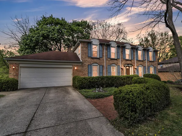 35226 Spring Hill Rd, Farmington Hills, MI 48331