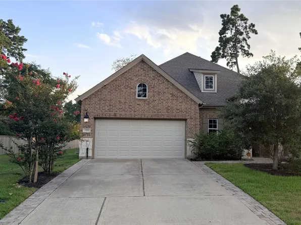 359 Skyline Ridge Dr, Willis, TX 77318