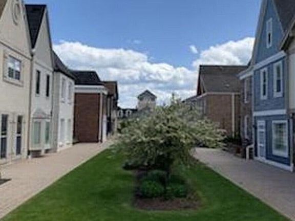 3rd image of 2206 Stonecroft DRIVE