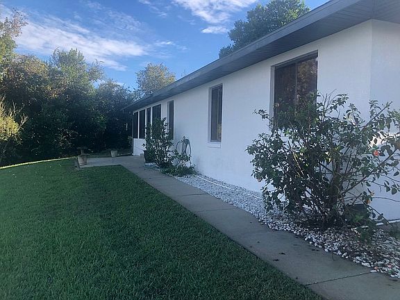 3rd image of 2504 Weatherford Dr