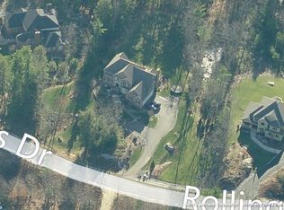 52 Rolling Woods Dr, Bedford, NH 03110