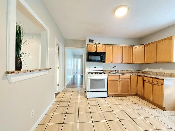 5th image of 95 South St Floor 2