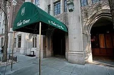 Rented by R New York