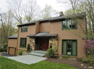 300 Panorama Trl, Rochester, NY 14625