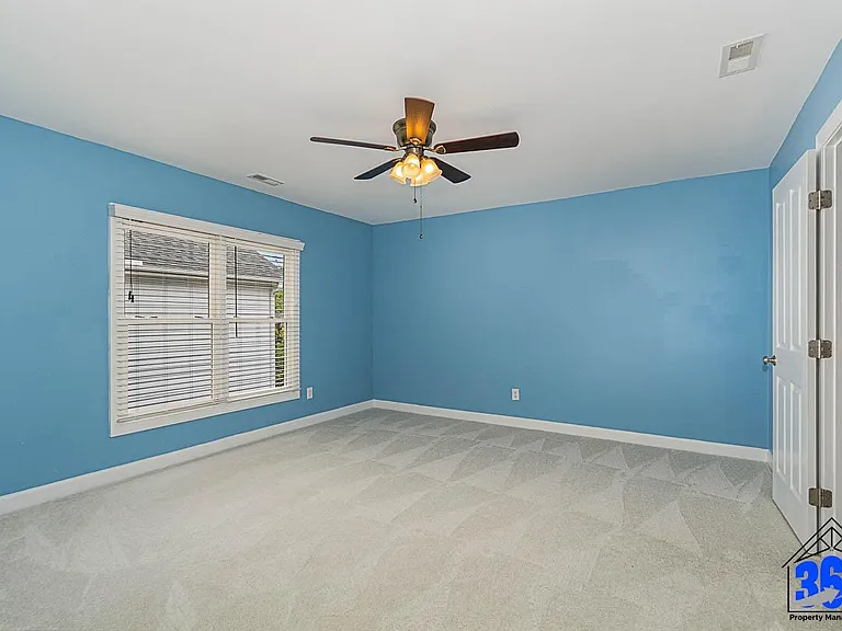 1048 Gold Rock Ln — Photo 18