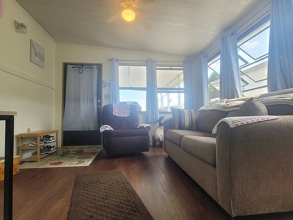 5th image of 1101 W Commerce Ave Lot 81
