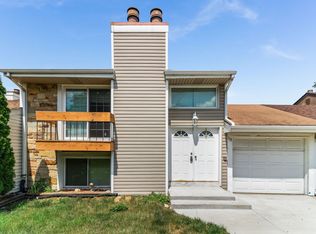 113 Cedarbend Dr #0, Romeoville, IL 60446