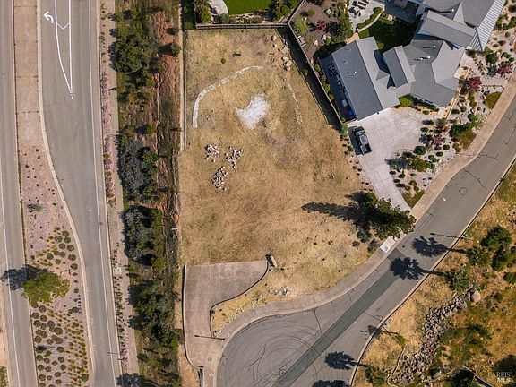 5th image of 3874 Rocky Point Way