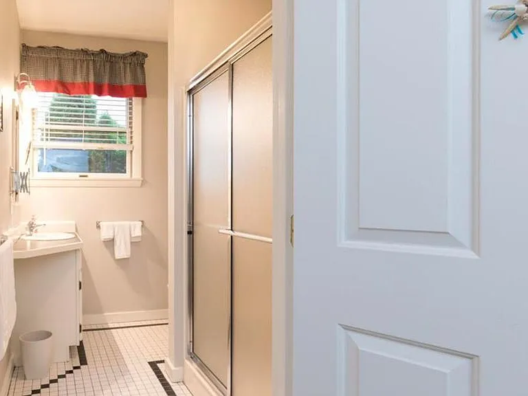 47 Seascape Ave #B — Photo 12