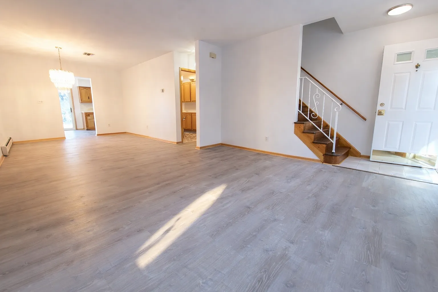 2 bed, 1440 sqft, $2,900 — Photo 4