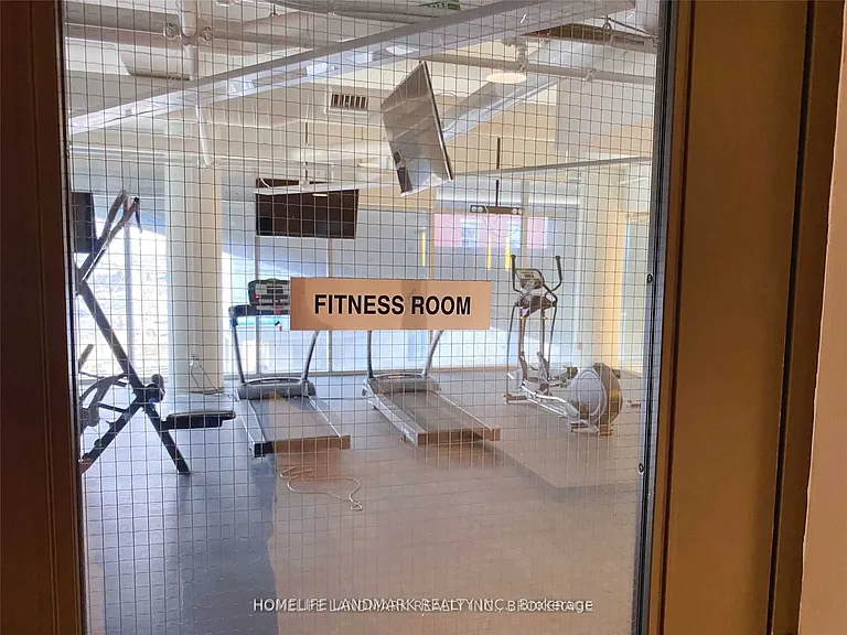 158 King St N #2201 — Photo 24