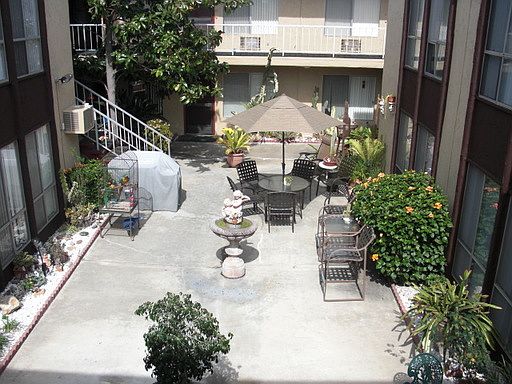 3rd image of 4055 Arizona St APT 04