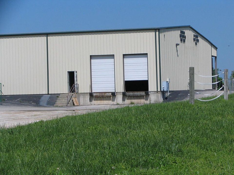 2nd image of 860 Us Highway 60 W