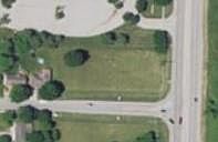 2nd image of 701 SW Southgate Dr
