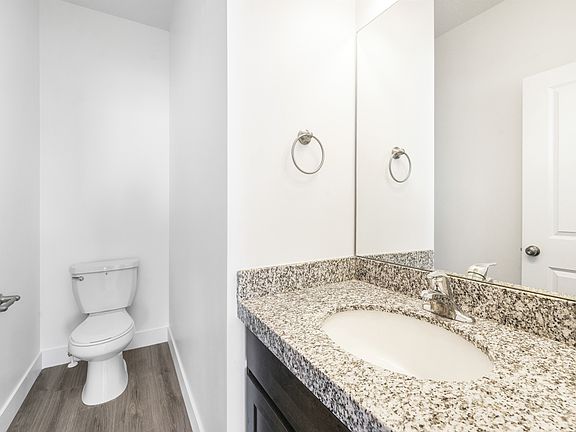 3rd image of 5248 N Folkstone Dr
