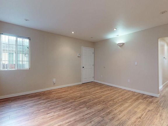 5th image of 2336 Ralmar Ave