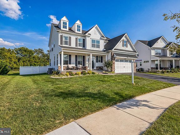 4th image of 317 Appleford Cir