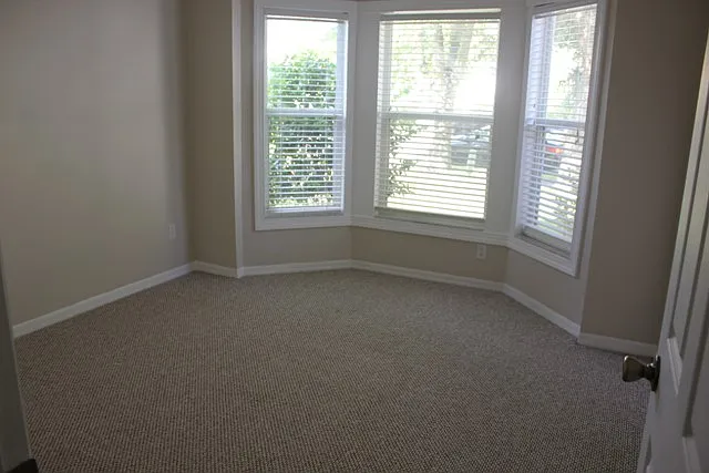 544 Tall Oaks Ter — Photo 8