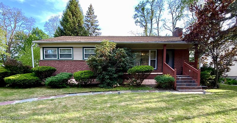 4th image of 6 Kenyon Drive
