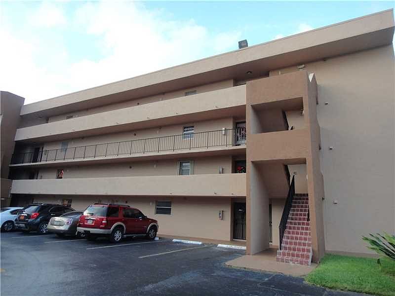 1st image of 506 NW 87th Ave APT 412