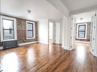 24-75 38th St #D2, Queens, NY 11103