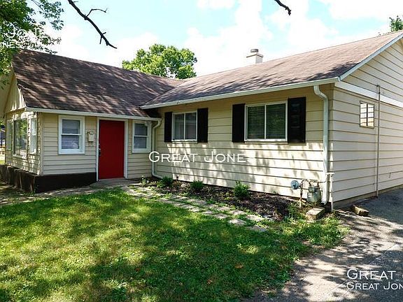 3rd image of 2504 Winfield Ave