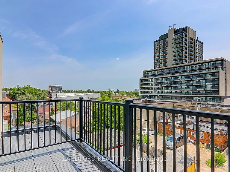 115 Livingstone Ave #UPPER — Photo 32