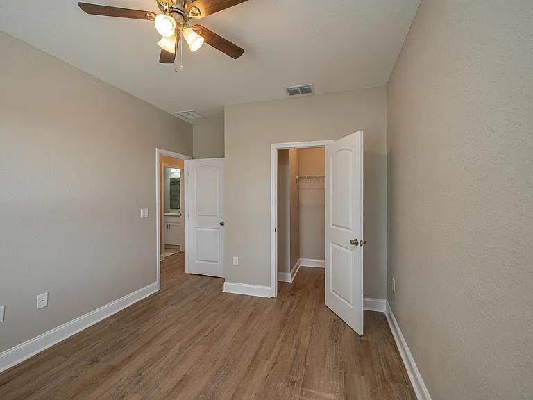 1029 Oak Hammock Dr #1 — Photo 12