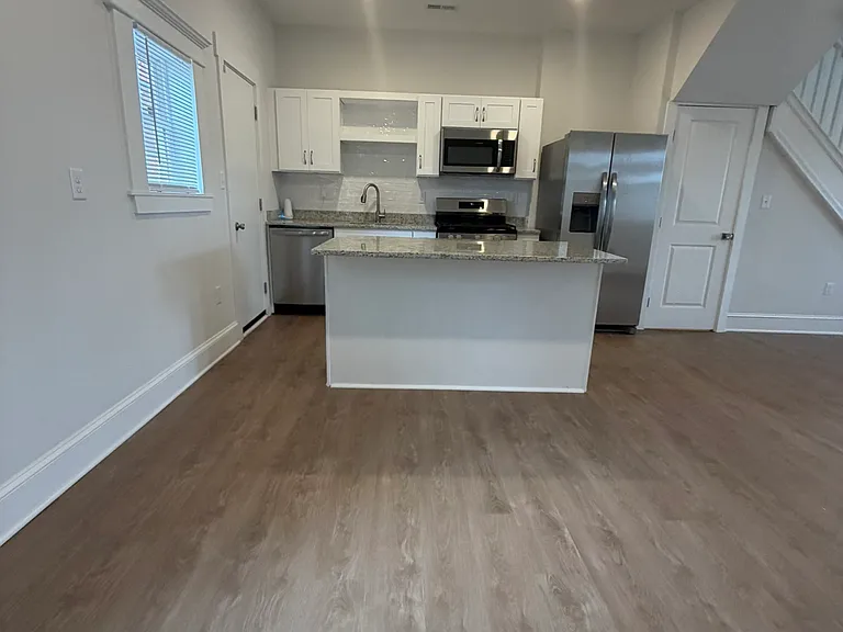 2905 Presbury St — Photo 9