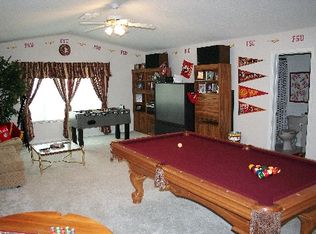 1033 Fawn Ct, Oldsmar, FL 34677