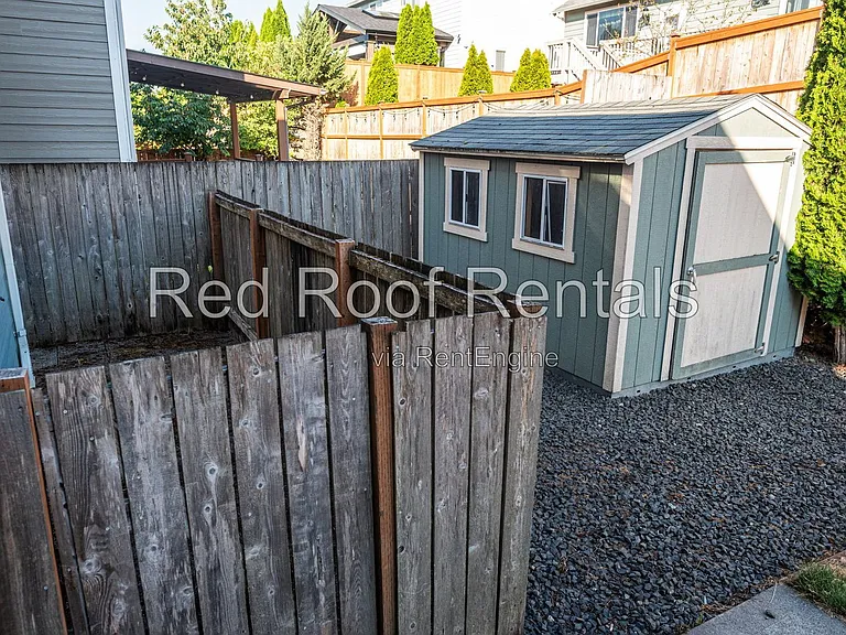 1441 Farina Loop SE — Photo 55