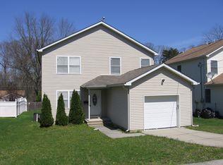 161 Hulme St, Mount Holly, NJ 08060